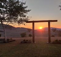 Milford Country Cottages - Accommodation Burleigh