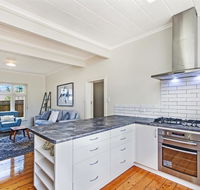 Miller's Cottage - Accommodation Burleigh