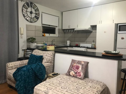 Miracle Miranda Sydney Stay - Accommodation Burleigh 1