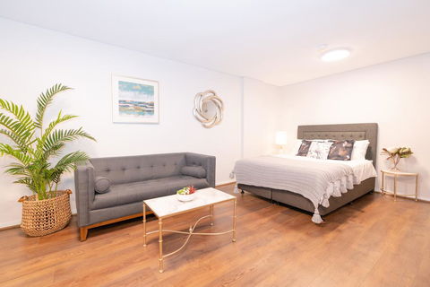 MLB48-Sydney Harbour Stunning View Studio With Free Parking - Accommodation Burleigh 1