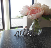 Modern Hobart Apartment with Stunning Views - Accommodation Burleigh