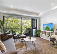 Modern spacious apartment in an amazing location