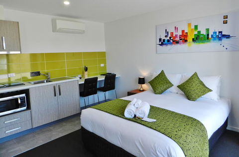 Motel 24 - Accommodation Burleigh 1