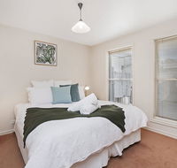 MOYNE VIEWS NO. 2 - Accommodation Burleigh