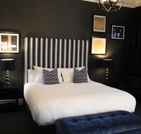 Mrs Banks Hotel - Accommodation Burleigh
