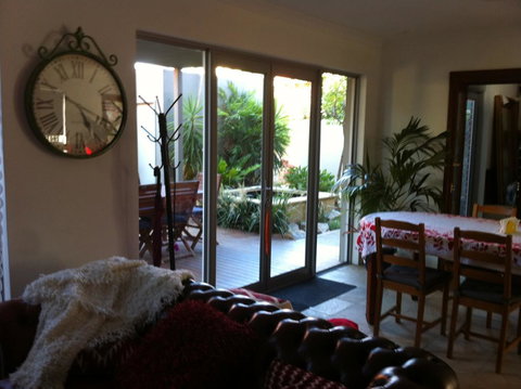 Mt Lawley Garden Apartment - Accommodation Burleigh 1