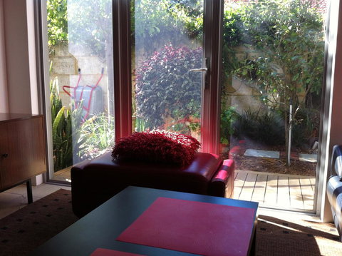 Mt Lawley Garden Apartment - Accommodation Burleigh 3