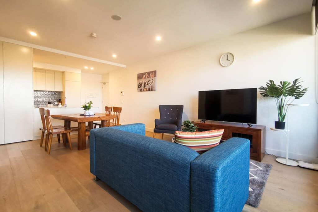 Adelaide City SA Accommodation Burleigh