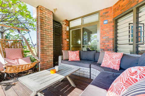 Nautilus Beachfront Villas & Spa - Accommodation Burleigh 1