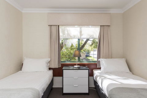 Subiaco Village 30 - Accommodation Burleigh 18