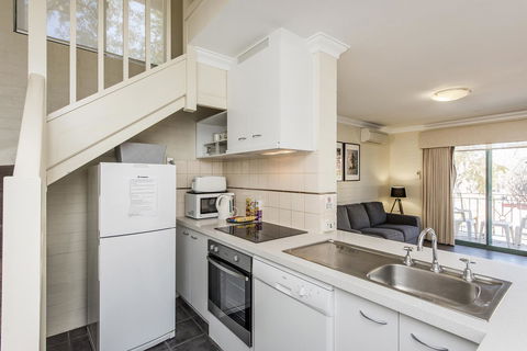 Subiaco Village 30 - Accommodation Burleigh 11