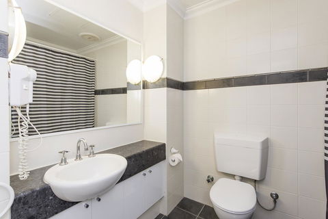 Subiaco Village 30 - Accommodation Burleigh 17