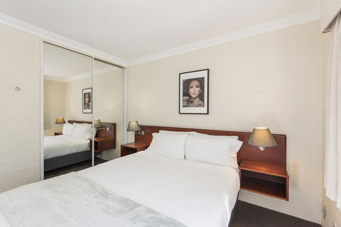 Subiaco Village 30 - Accommodation Burleigh 13