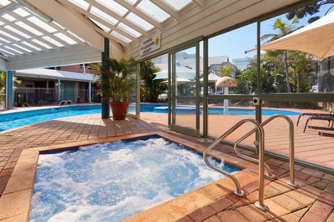 Broadwater Resort Como - Accommodation Burleigh 6