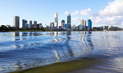Broadwater Resort Como - Accommodation Burleigh 38
