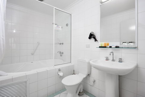 Broadwater Resort Como - Accommodation Burleigh 7