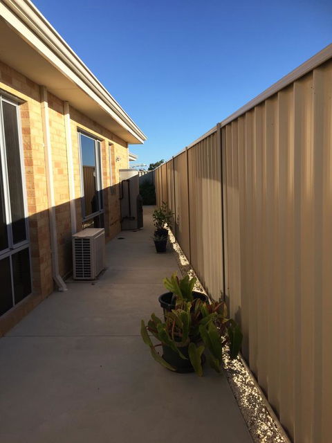 Lakeside Views - Accommodation Burleigh 11
