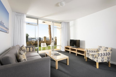 Be. Fremantle - Accommodation Burleigh 4