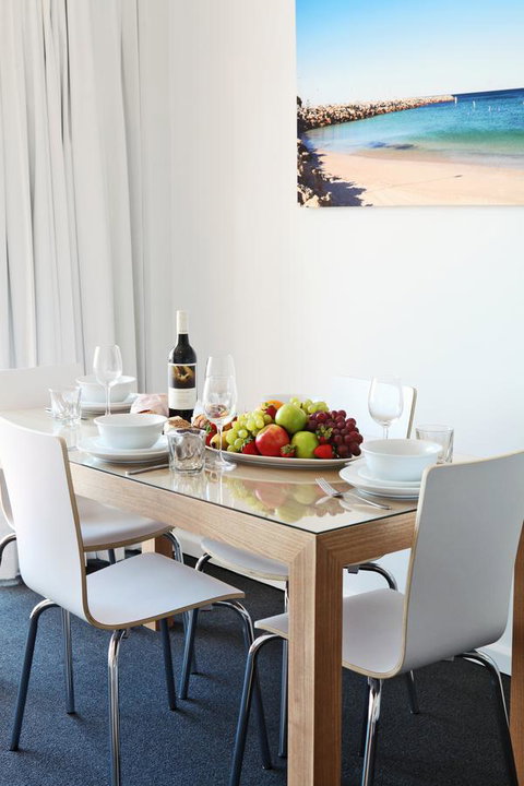 Be. Fremantle - Accommodation Burleigh 27
