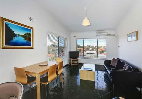 Summer Breeze - Holiday Or Business Apartment - Accommodation Burleigh 2