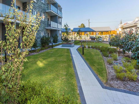 Airport Apartments By Vetroblu - Accommodation Burleigh 0