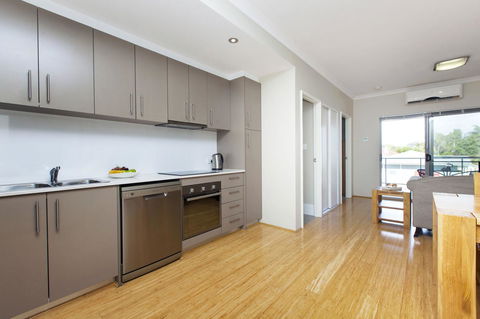 Airport Apartments By Vetroblu - Accommodation Burleigh 5