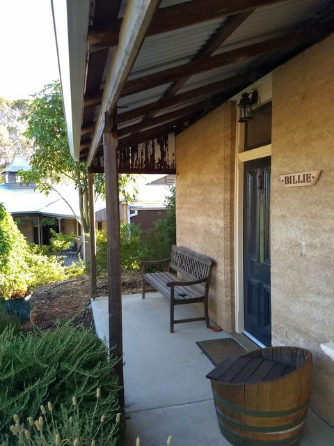 Hotham Ridge Estate - Accommodation Burleigh 17