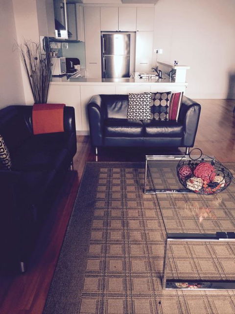 West End District Apartments - Accommodation Burleigh 3