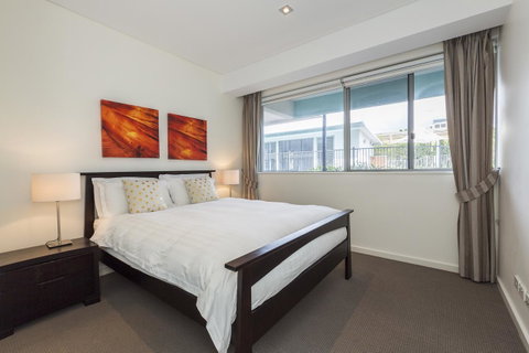 Gallery Serviced Apartments - Accommodation Burleigh 12