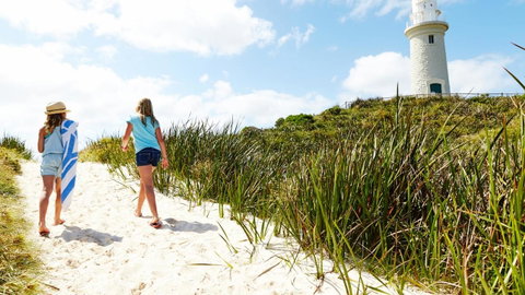 Gallery Serviced Apartments - Accommodation Burleigh 25