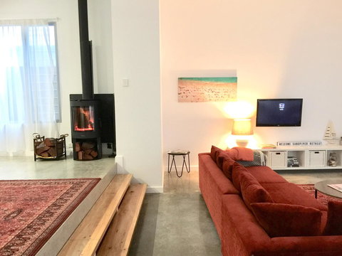 Sandpiper Retreat - Accommodation Burleigh 2