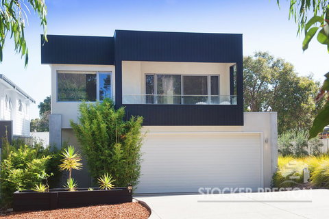 Sandpiper Retreat - Accommodation Burleigh 1