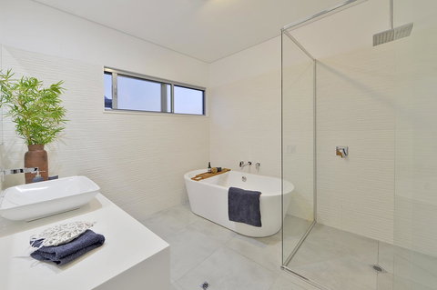 Sandpiper Retreat - Accommodation Burleigh 18