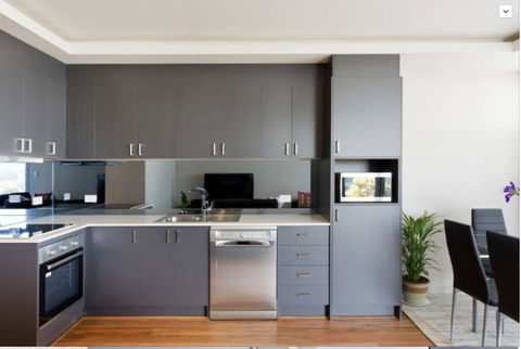 Adele's Luxury South Beach Apartment With King Bed - Accommodation Burleigh 13