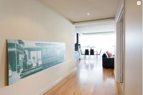 Adele's Luxury South Beach Apartment With King Bed - Accommodation Burleigh 11