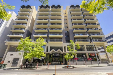 Oversized Eastend Sleeps 6 Free PARKING+POOL WIFI - Accommodation Burleigh 38