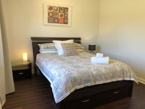 Inglewood Comfort - Accommodation Burleigh 7