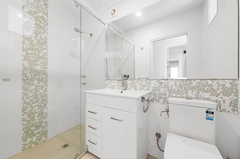 Inglewood Comfort - Accommodation Burleigh 12