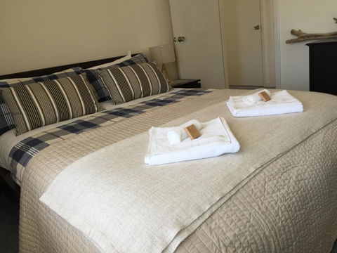 Applecross Village Apartment - Accommodation Burleigh 31