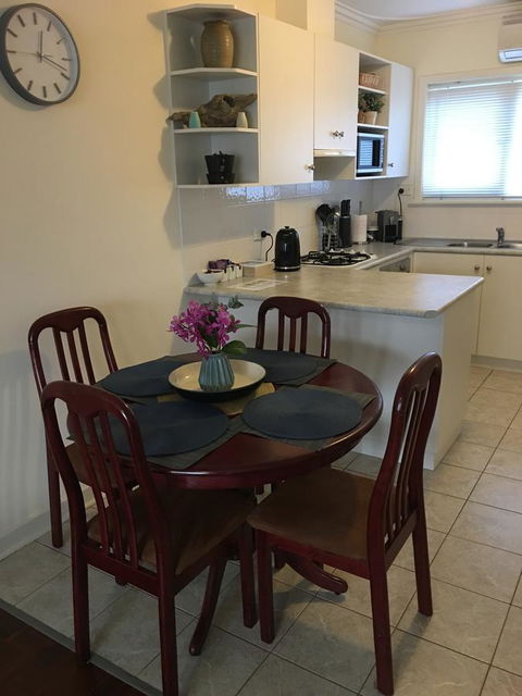 Applecross Village Apartment - Accommodation Burleigh 9
