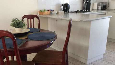 Applecross Village Apartment - Accommodation Burleigh 8