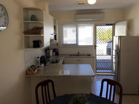 Applecross Village Apartment - Accommodation Burleigh 7