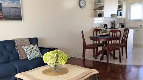 Applecross Village Apartment - Accommodation Burleigh 3