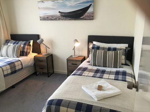 Applecross Village Apartment - Accommodation Burleigh 27
