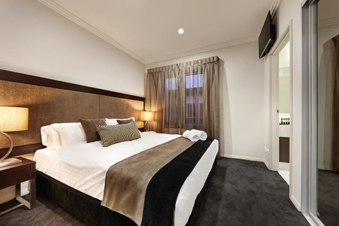 Attika Hotel - Accommodation Burleigh 5