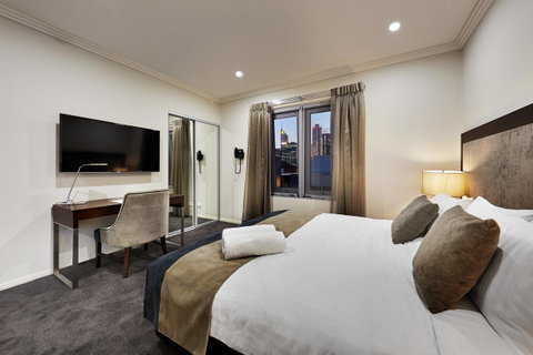 Attika Hotel - Accommodation Burleigh 18