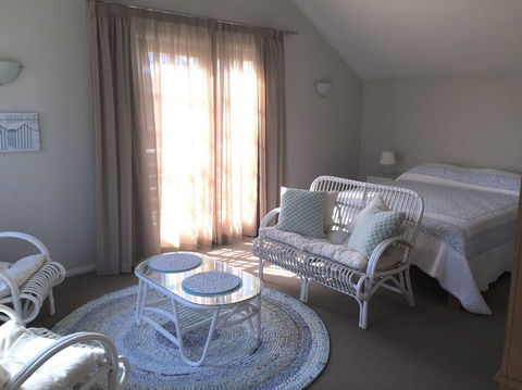 Fremantle Local Beach Studio - Accommodation Burleigh 25
