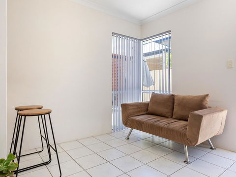 Cooper Street - Accommodation Burleigh 30
