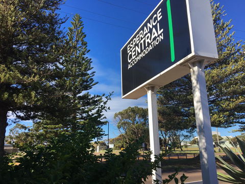 Esperance Central Accommodation - Accommodation Burleigh 28