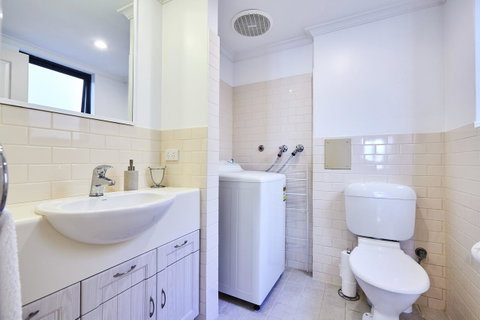 Fremantle Townhouse Unit 6 - Accommodation Burleigh 3